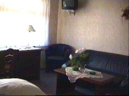 Hotel Restaurant Zur Krone Obersuhl Quarto foto